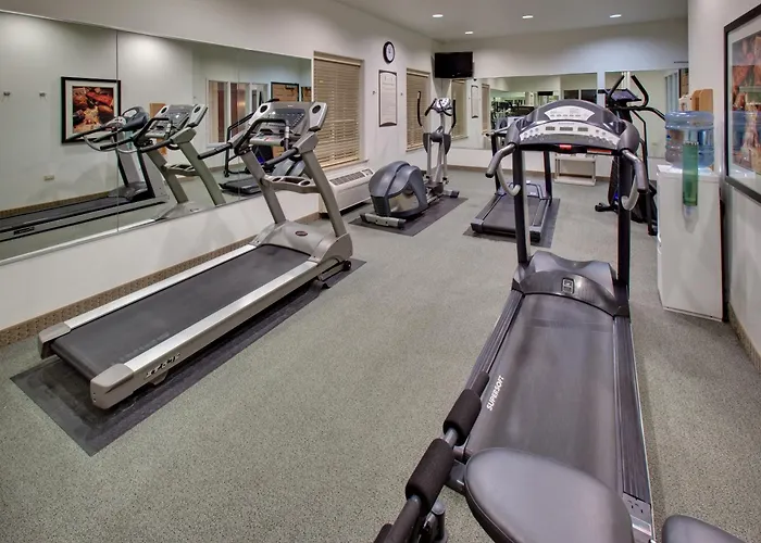 Staybridge By Ihg Rockford