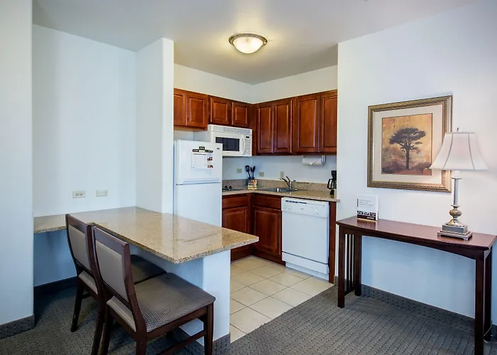 Hotel Staybridge By Ihg 3*
