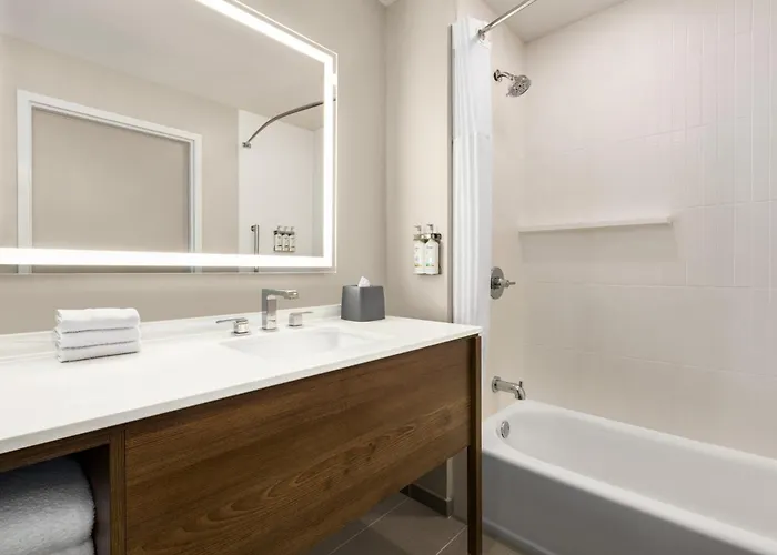 Hotel Staybridge By Ihg Rockford