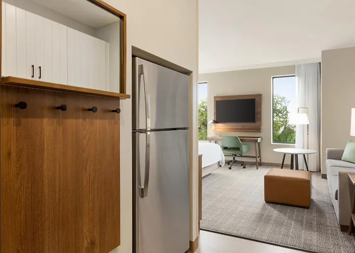Hotel Staybridge By Ihg 3*
