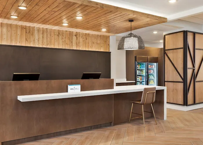 Staybridge By Ihg Отель Рокфорд
